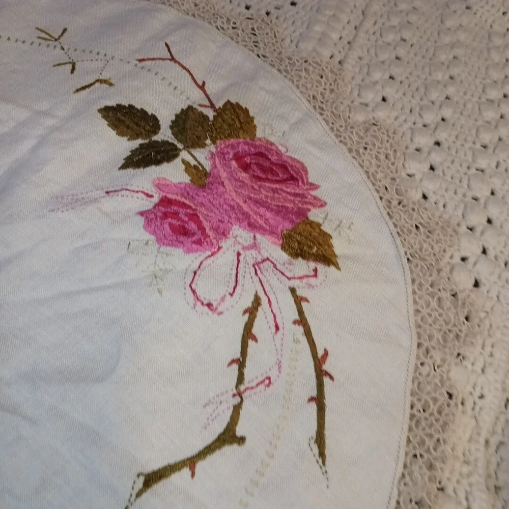 Vintage Dresser Scarf Table Runner‎ 27